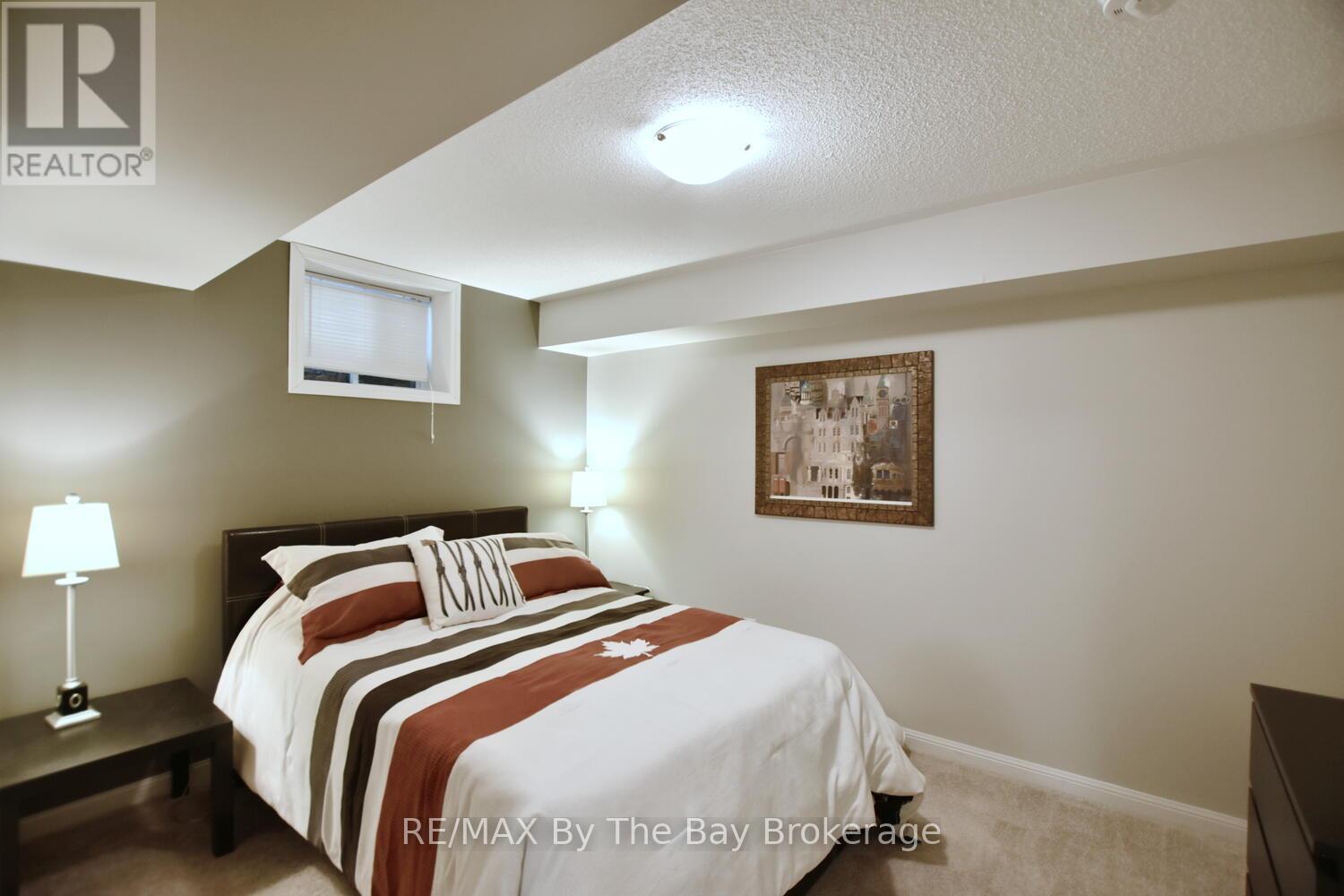 37 Berkshire Avenue, Wasaga Beach, Ontario  L9Z 0G3 - Photo 35 - S12842220