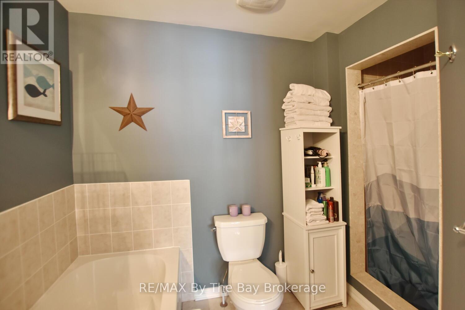 37 Berkshire Avenue, Wasaga Beach, Ontario  L9Z 0G3 - Photo 18 - S12842220