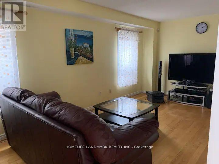 Autum - 846 Cardington Street S, Mississauga, Ontario  L5V 1Z7 - Photo 6 - W13098548