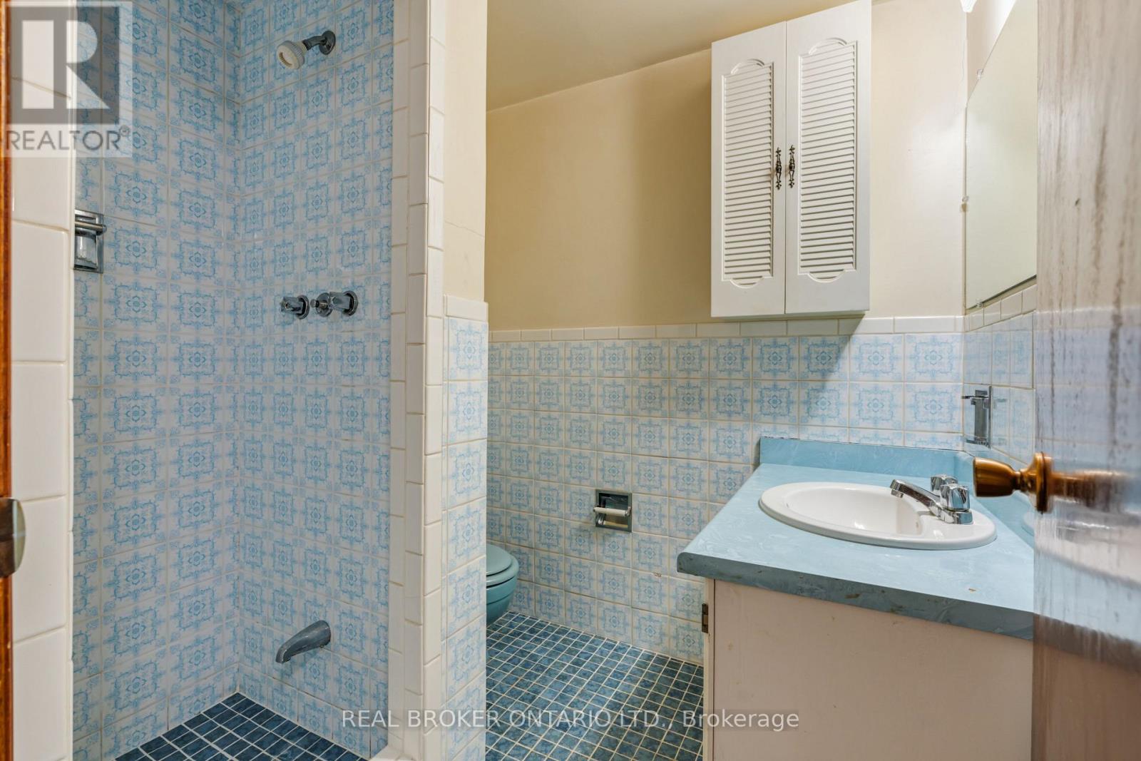56a Treeview Drive, Toronto, Ontario  M8W 4C2 - Photo 33 - W13098572