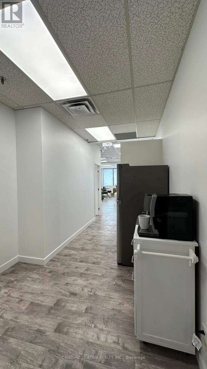106 - 557 Dixon Road, Toronto, Ontario  M9W 1A8 - Photo 3 - W13098582