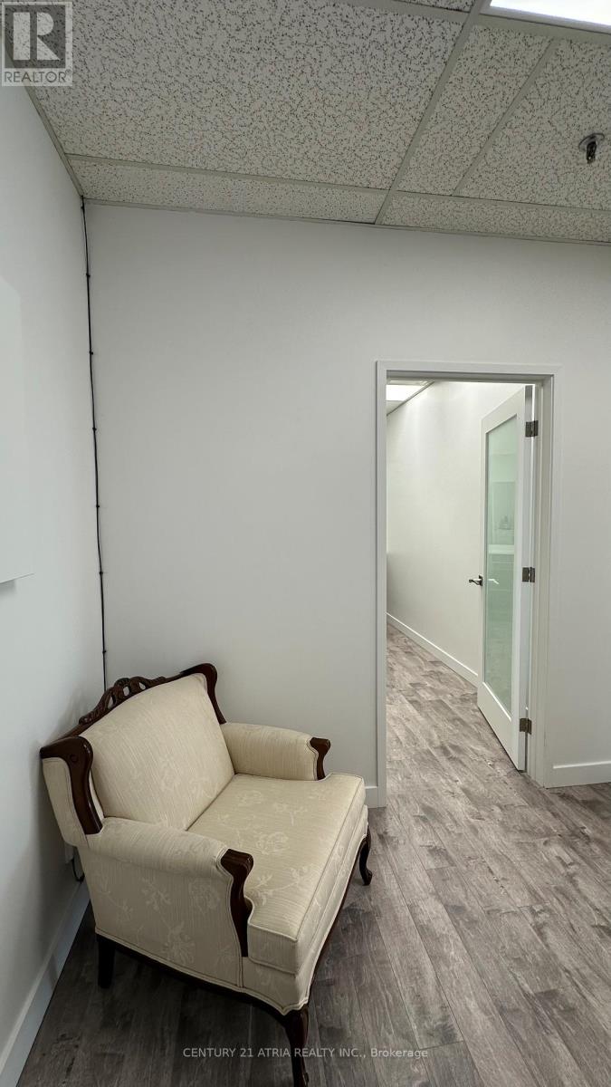 106 - 557 Dixon Road, Toronto, Ontario  M9W 1A8 - Photo 4 - W13098582