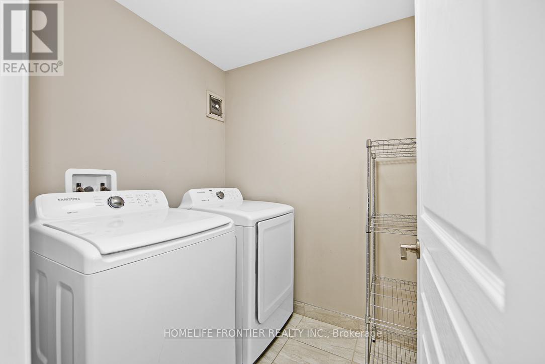 3118 Postridge Drive, Oakville, Ontario  L6H 7E3 - Photo 14 - W13098596
