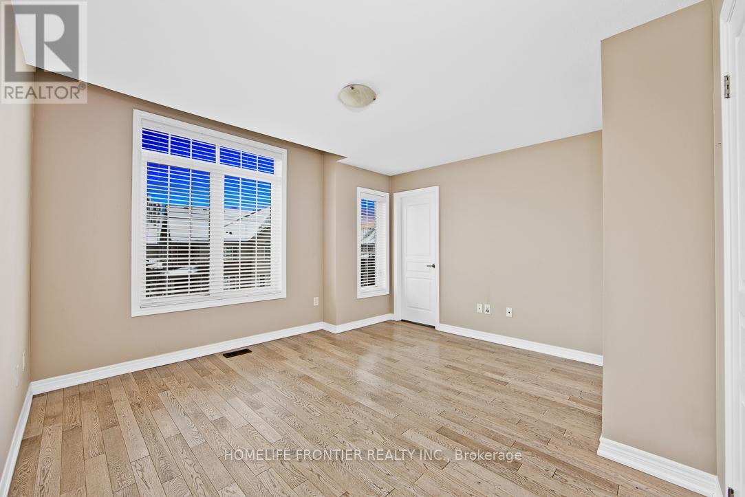 3118 Postridge Drive, Oakville, Ontario  L6H 7E3 - Photo 17 - W13098596