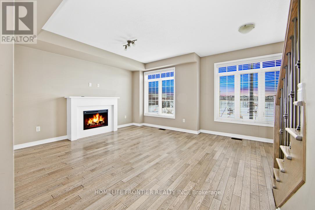 3118 Postridge Drive, Oakville, Ontario  L6H 7E3 - Photo 6 - W13098596