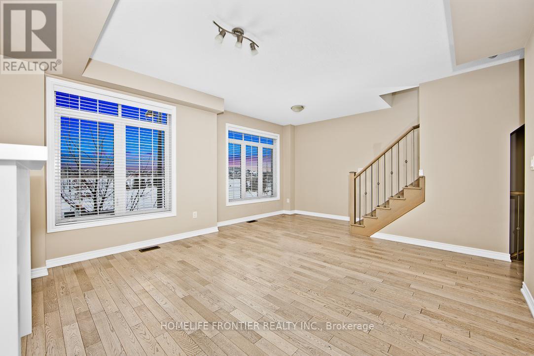 3118 Postridge Drive, Oakville, Ontario  L6H 7E3 - Photo 7 - W13098596