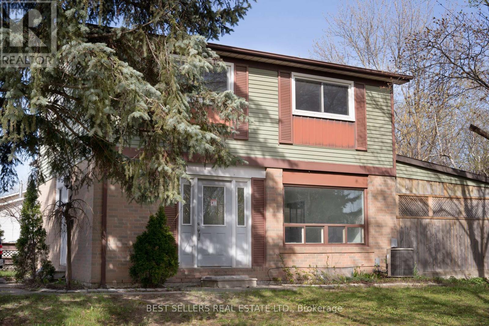 9 HERKLEY DRIVE, Brampton, Ontario