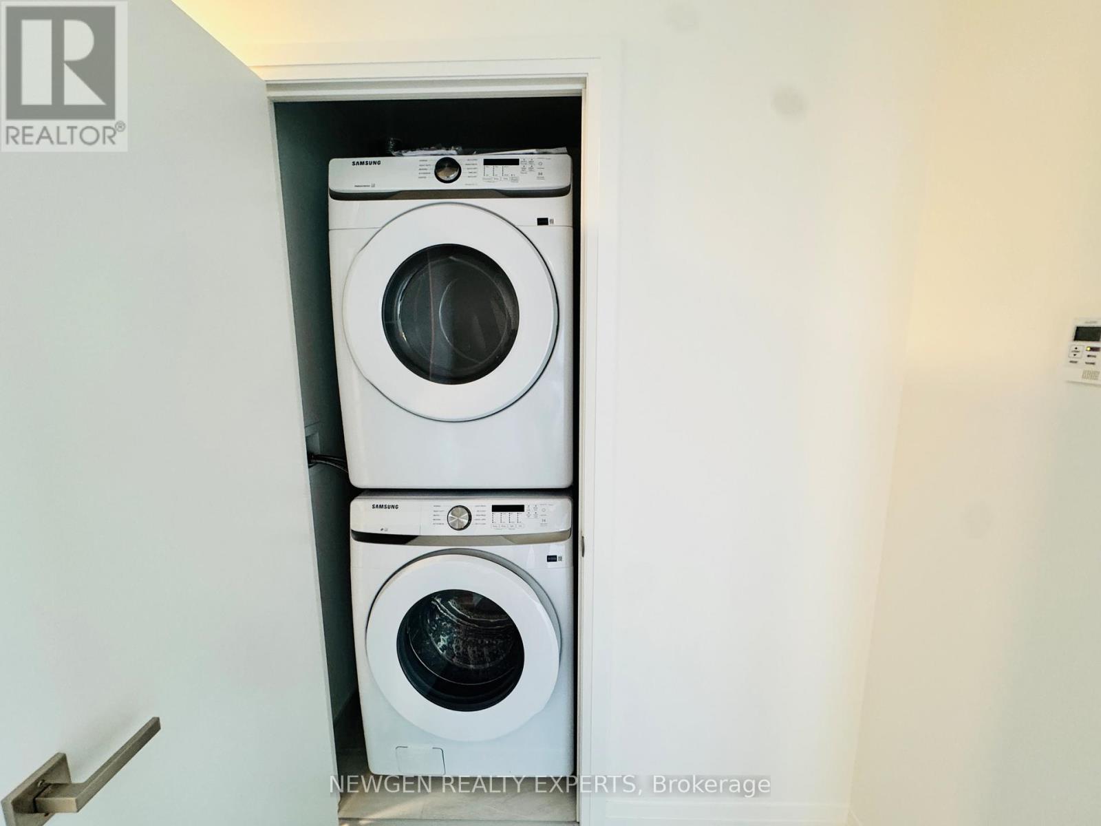 2104 - 4015 The Exchange, Mississauga, Ontario  L5B 1M7 - Photo 24 - W13098634
