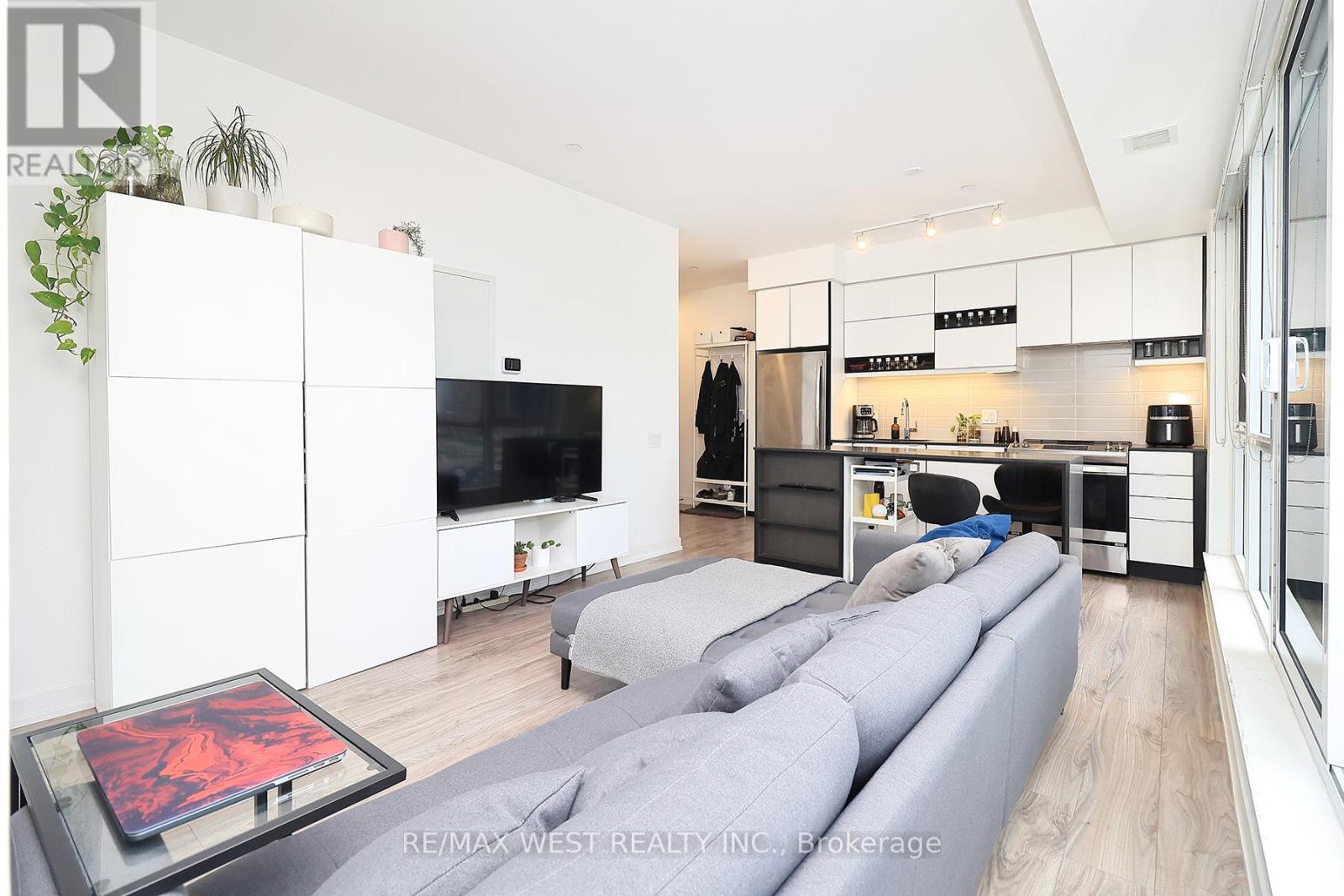 412 - 4065 Confederation Parkway, Mississauga, Ontario  L5B 0L4 - Photo 11 - W13098728