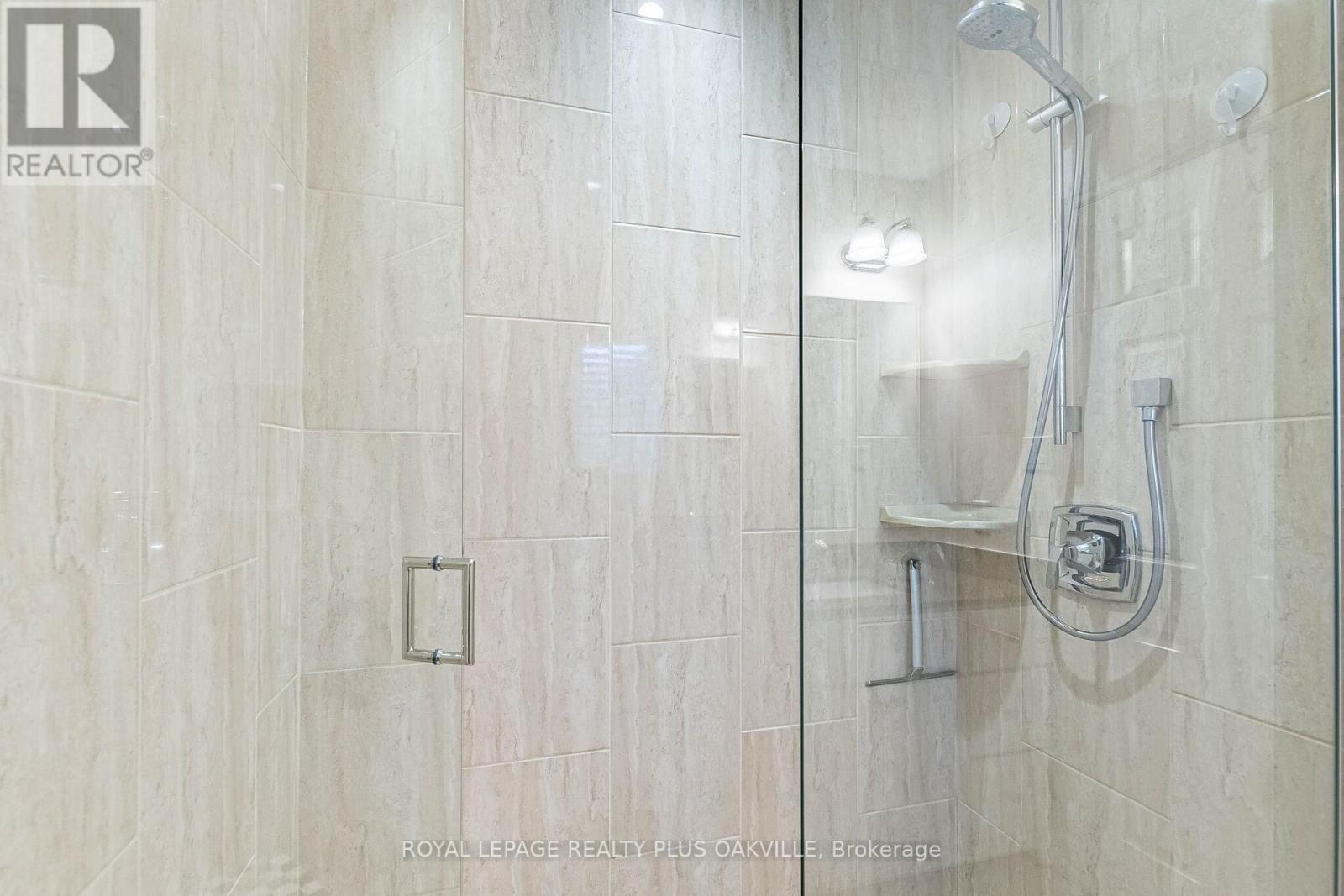 394 Maidstone Crescent, Oakville, Ontario  L6M 1A1 - Photo 26 - W13098742