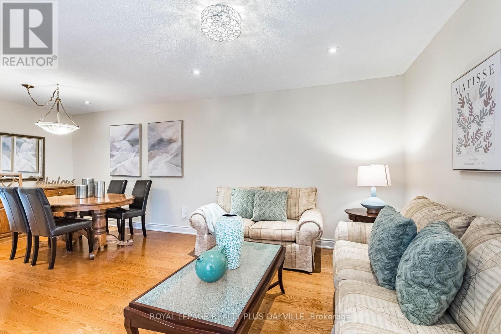 394 Maidstone Crescent, Oakville, Ontario  L6M 1A1 - Photo 8 - W13098742