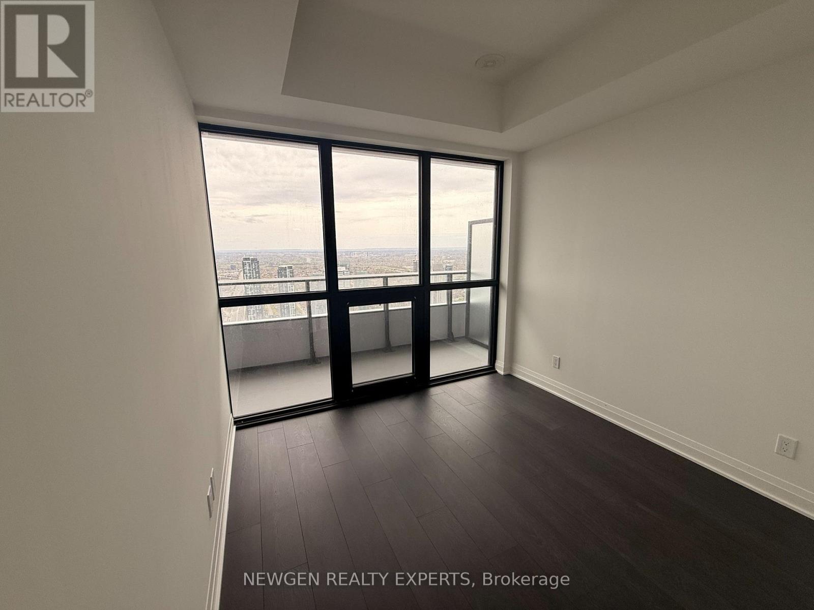 5806 - 4015 The Exchange, Mississauga, Ontario  L5B 0N9 - Photo 2 - W13087300