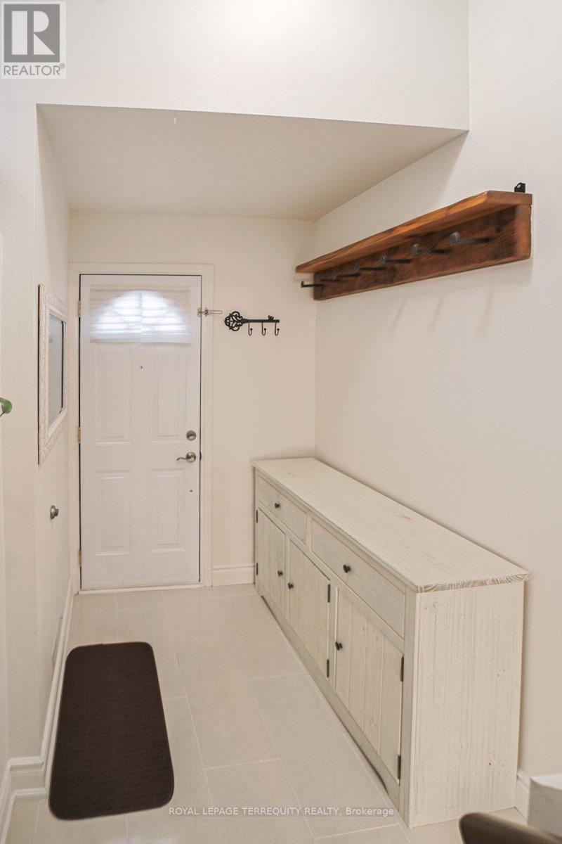 43 - 1221 Dundix Road, Mississauga, Ontario  L4Y 3Y9 - Photo 4 - W13015778