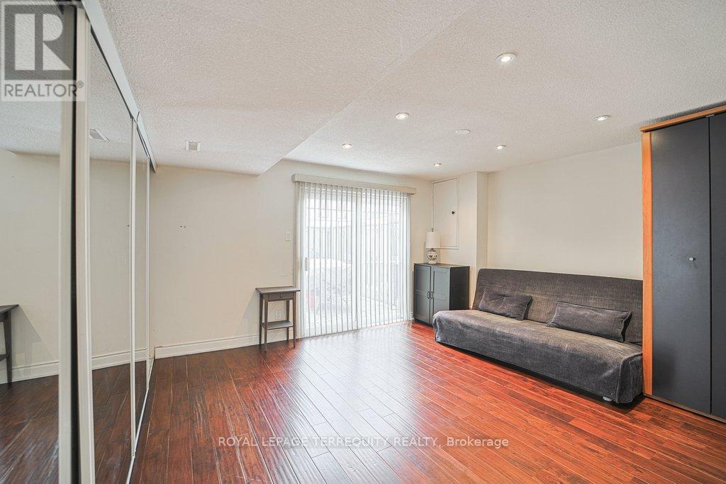43 - 1221 Dundix Road, Mississauga, Ontario  L4Y 3Y9 - Photo 41 - W13015778