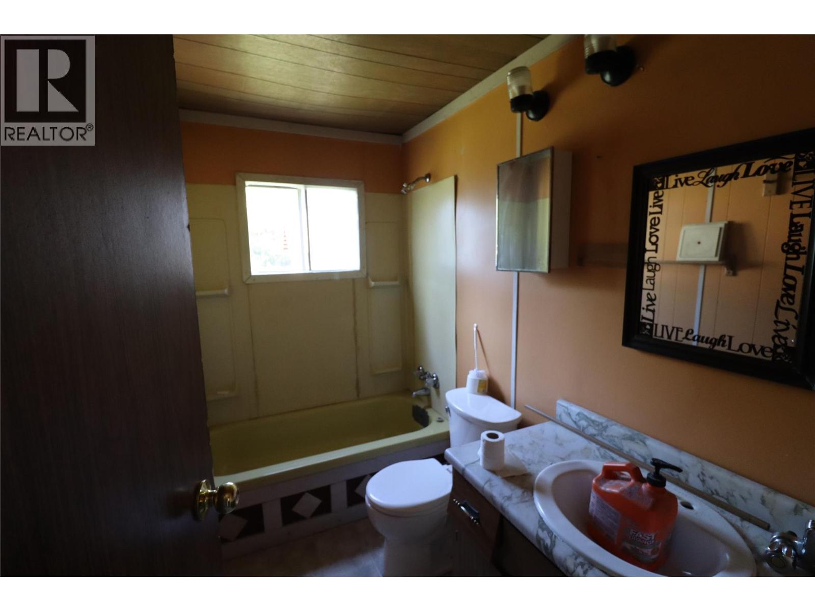 1881 Main Street, Coalmont-Tulameen, British Columbia  V0X 1G0 - Photo 13 - 10386613