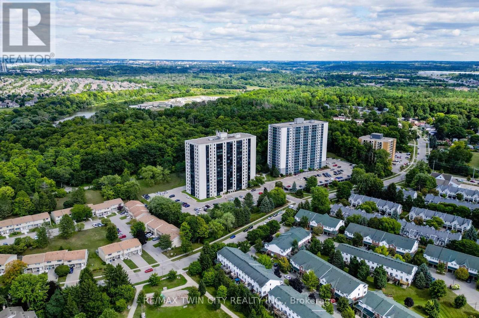 1605 - 35 GREEN VALLEY DRIVE, Kitchener, Ontario