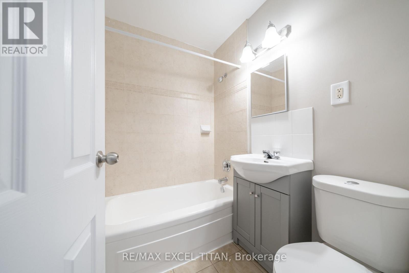 419b - 468 Ottawa Street, Hamilton, Ontario  L8H 4A6 - Photo 8 - X13098552