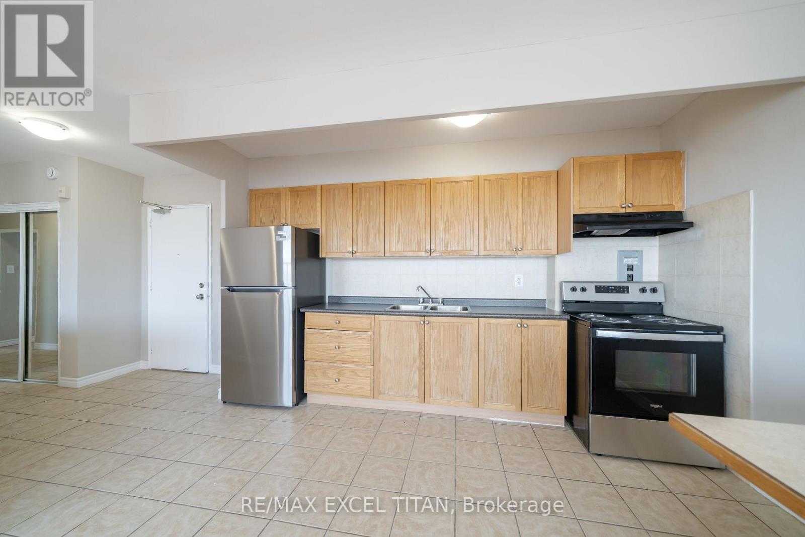 436d - 468 Ottawa Street, Hamilton, Ontario  L8H 4A6 - Photo 6 - X13098578