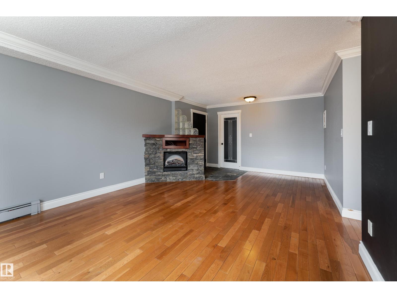 #203 10003 87 Av Nw, Edmonton, Alberta  T6C 2T3 - Photo 8 - E4480877