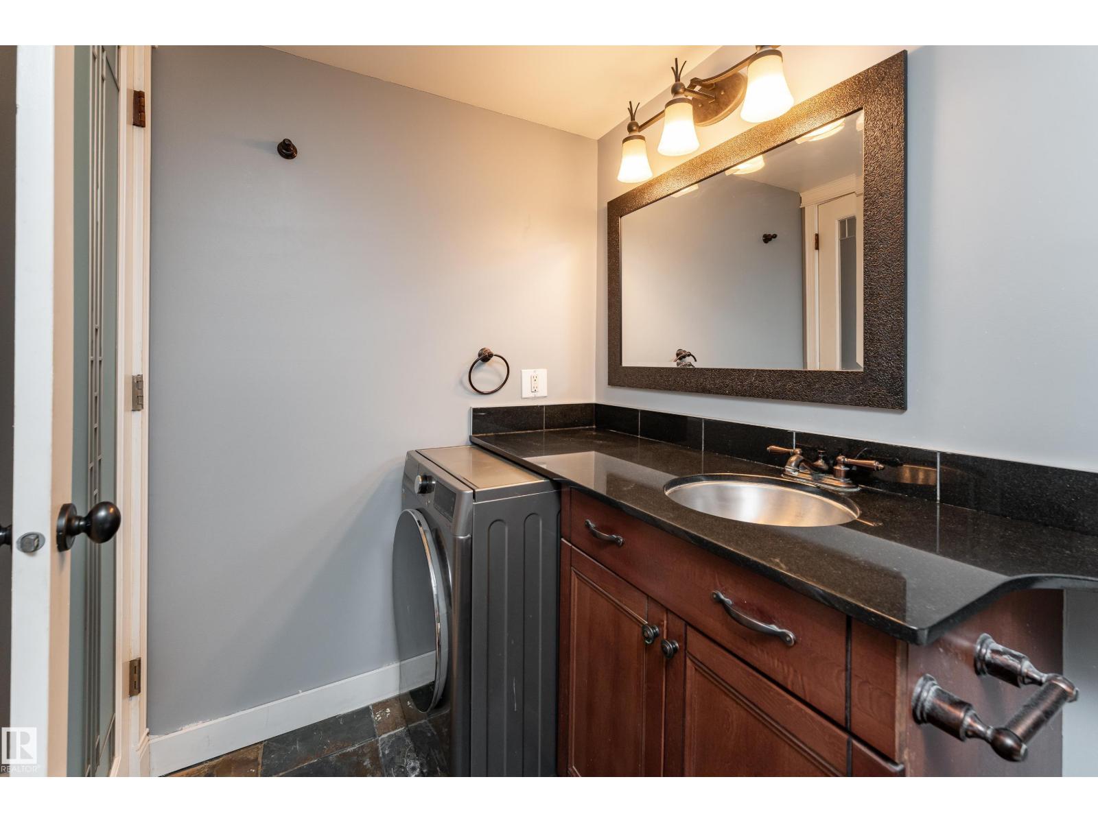 #203 10003 87 Av Nw, Edmonton, Alberta  T6C 2T3 - Photo 17 - E4480877