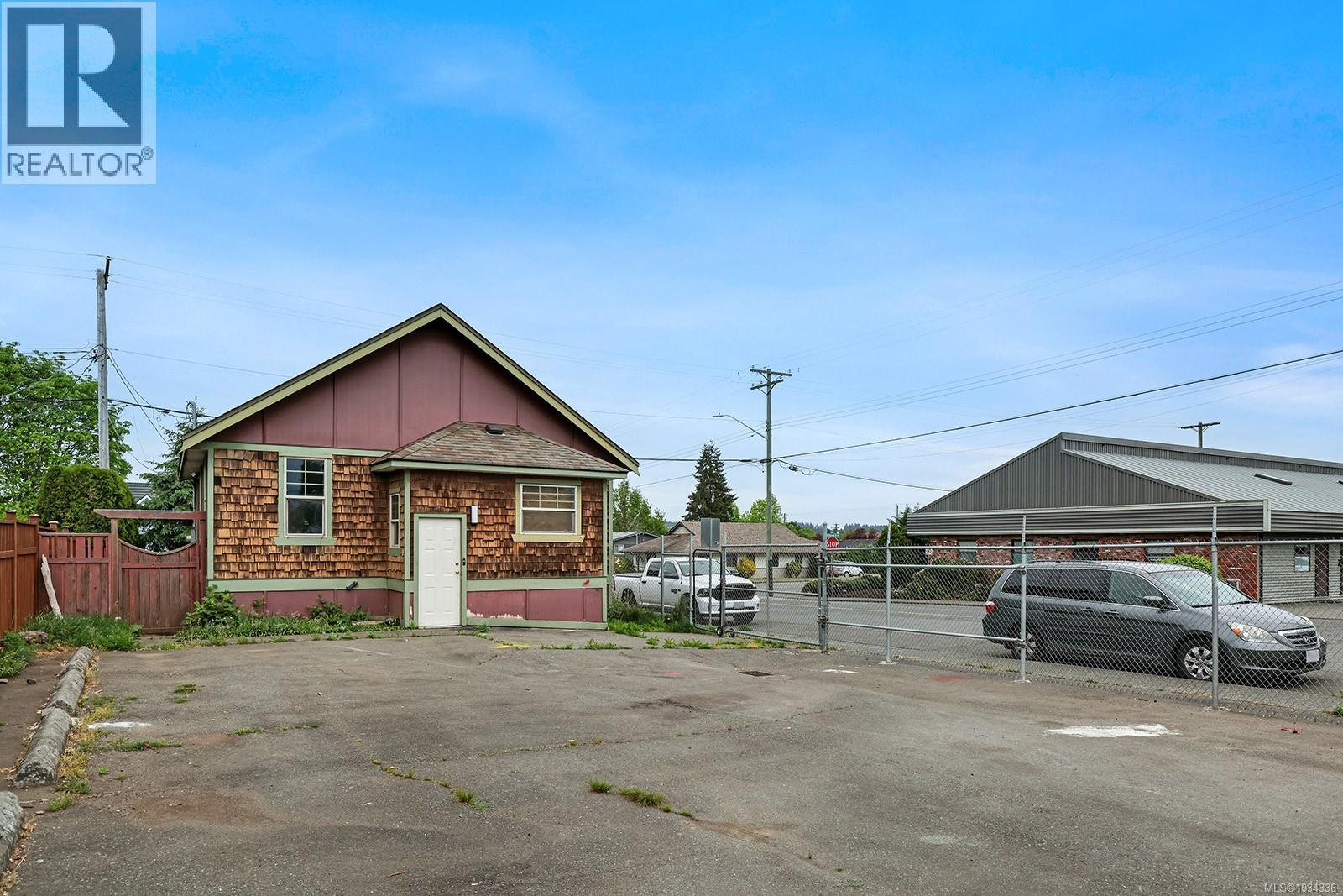 989 Fitzgerald Ave, Courtenay, British Columbia  V9N 2R6 - Photo 5 - 1034336