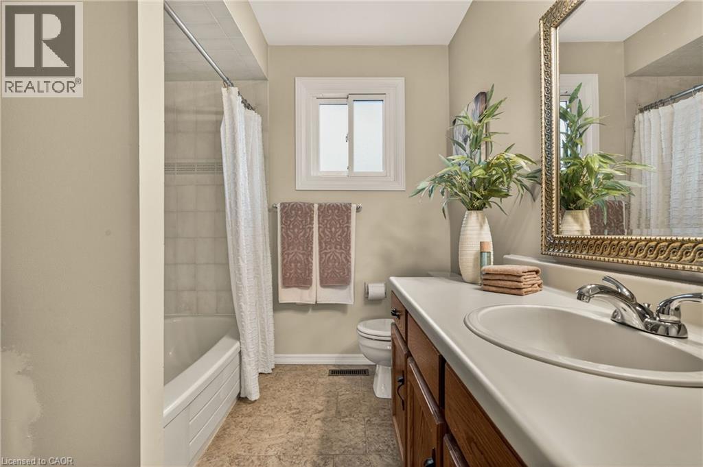 520 Woodview Road, Burlington, Ontario  L7N 3P9 - Photo 37 - 40824955