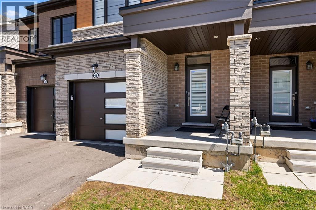 42 Concord Drive, Thorold, Ontario  L2V 0K9 - Photo 4 - 40826571