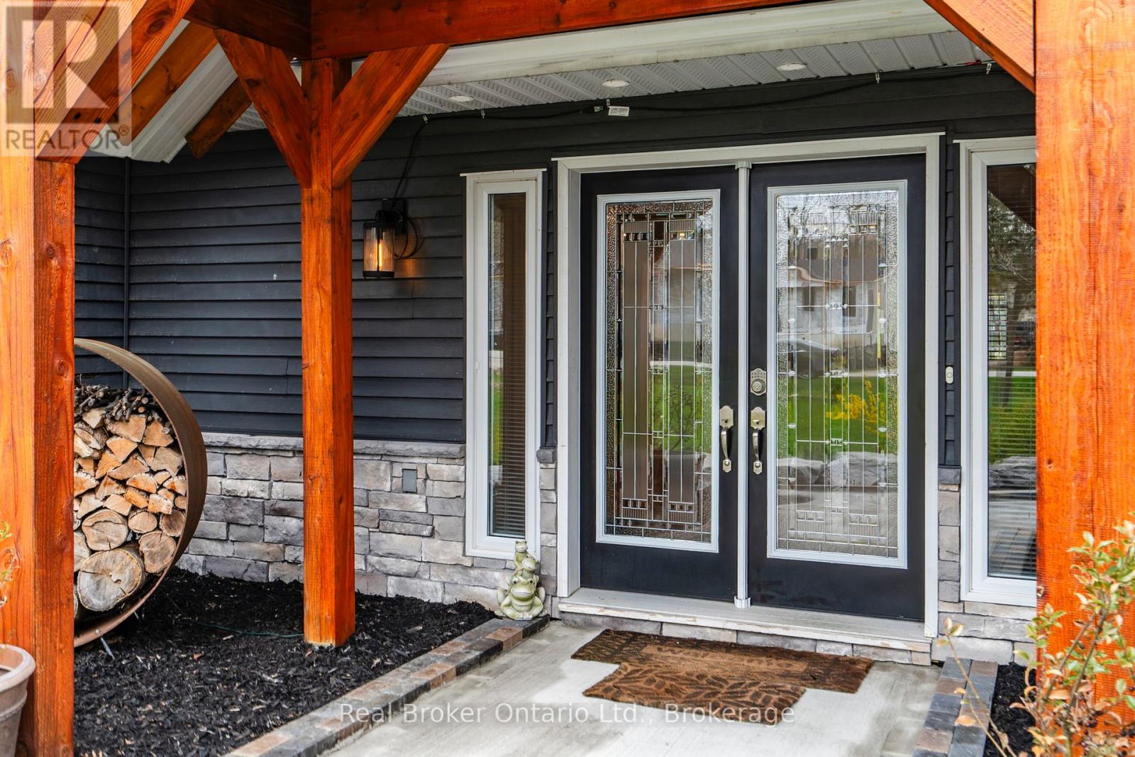 2307 Somers Boulevard, Innisfil, Ontario  L9S 2E8 - Photo 3 - N13098828
