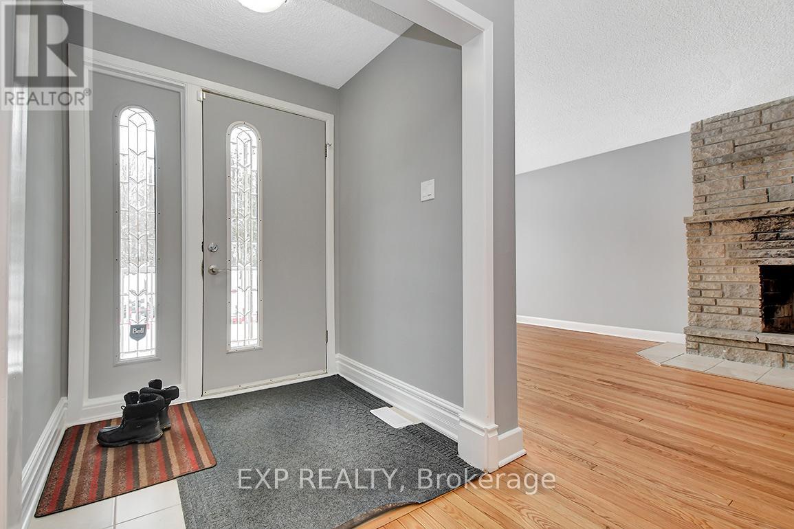 314 Perrier Avenue, Ottawa, Ontario  K1L 5C7 - Photo 3 - X13098158