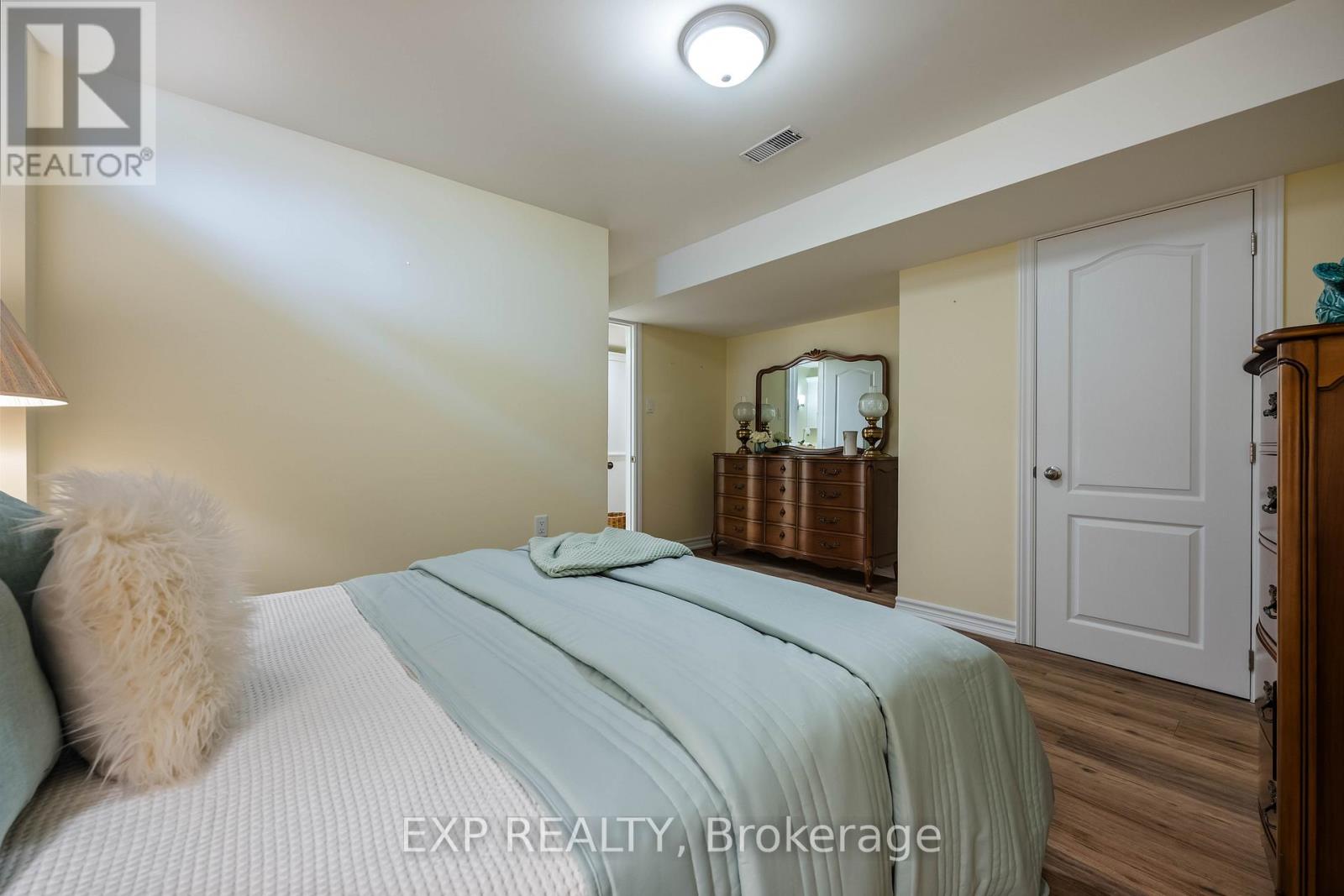 8 Clubhouse Drive, Collingwood, Ontario  L9Y 4Z6 - Photo 41 - S13061968