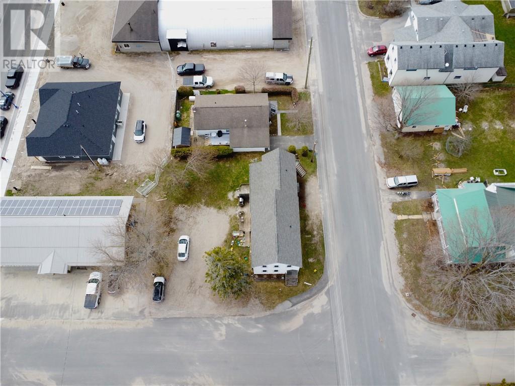 1 Eleanor Street, Gore Bay, Ontario  P0P 1H0 - Photo 11 - 2126854