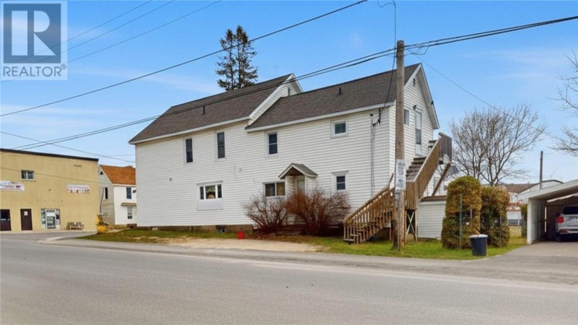 1 Eleanor Street, Gore Bay, Ontario  P0P 1H0 - Photo 4 - 2126854
