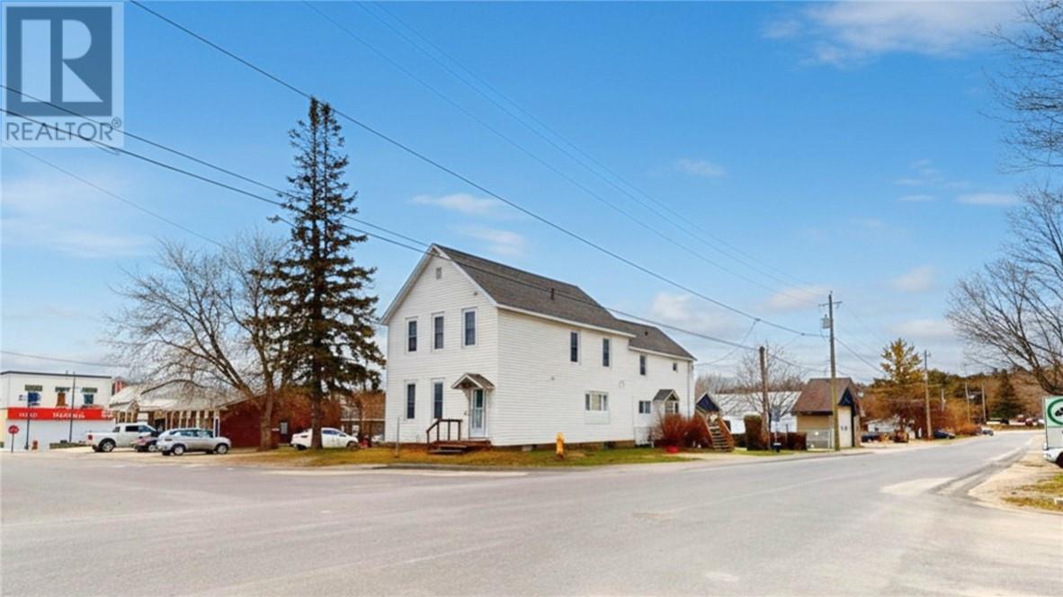 1 Eleanor Street, Gore Bay, Ontario  P0P 1H0 - Photo 5 - 2126854