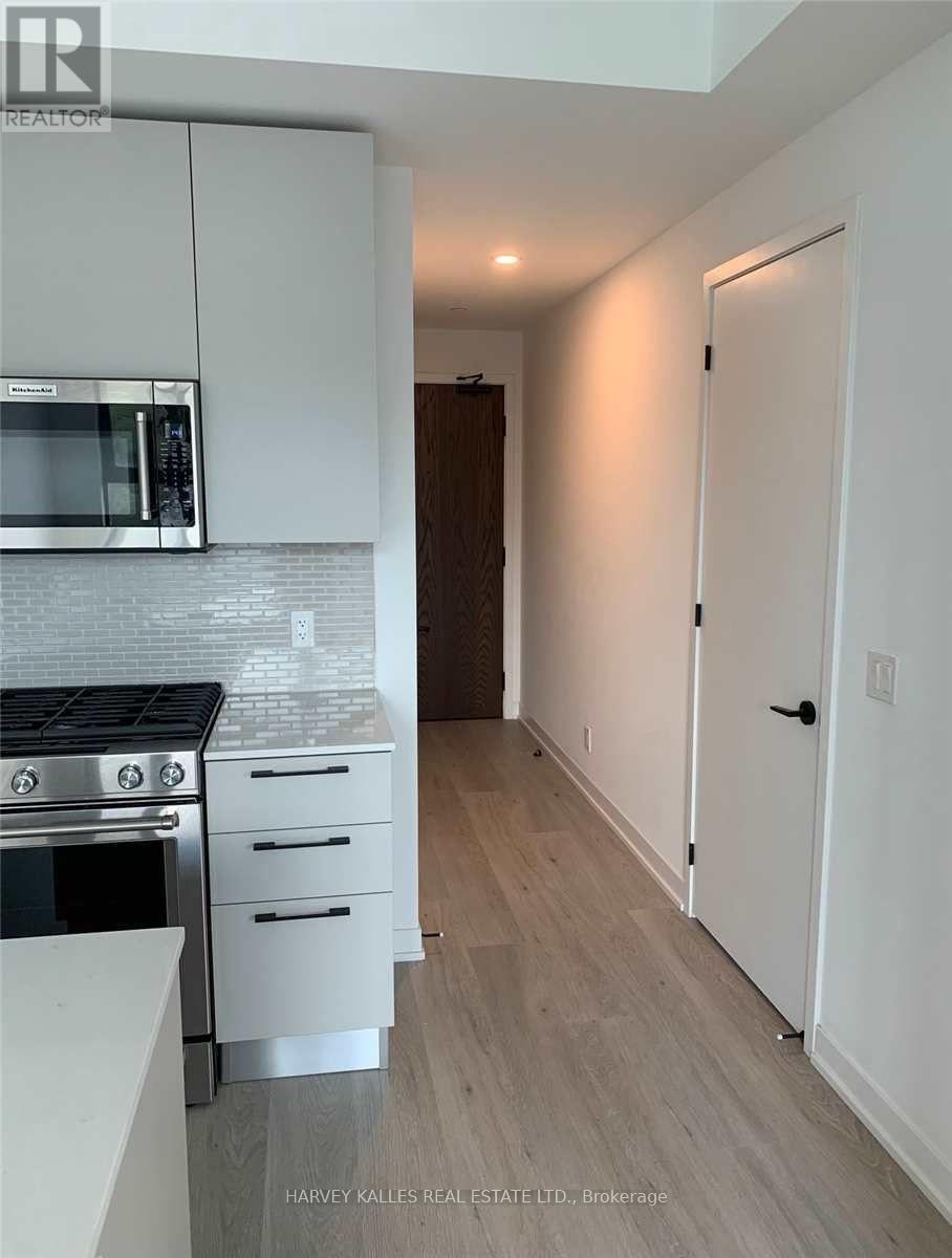 407 - 2118 Bloor Street W, Toronto, Ontario  M6S 1M8 - Photo 4 - W13098274