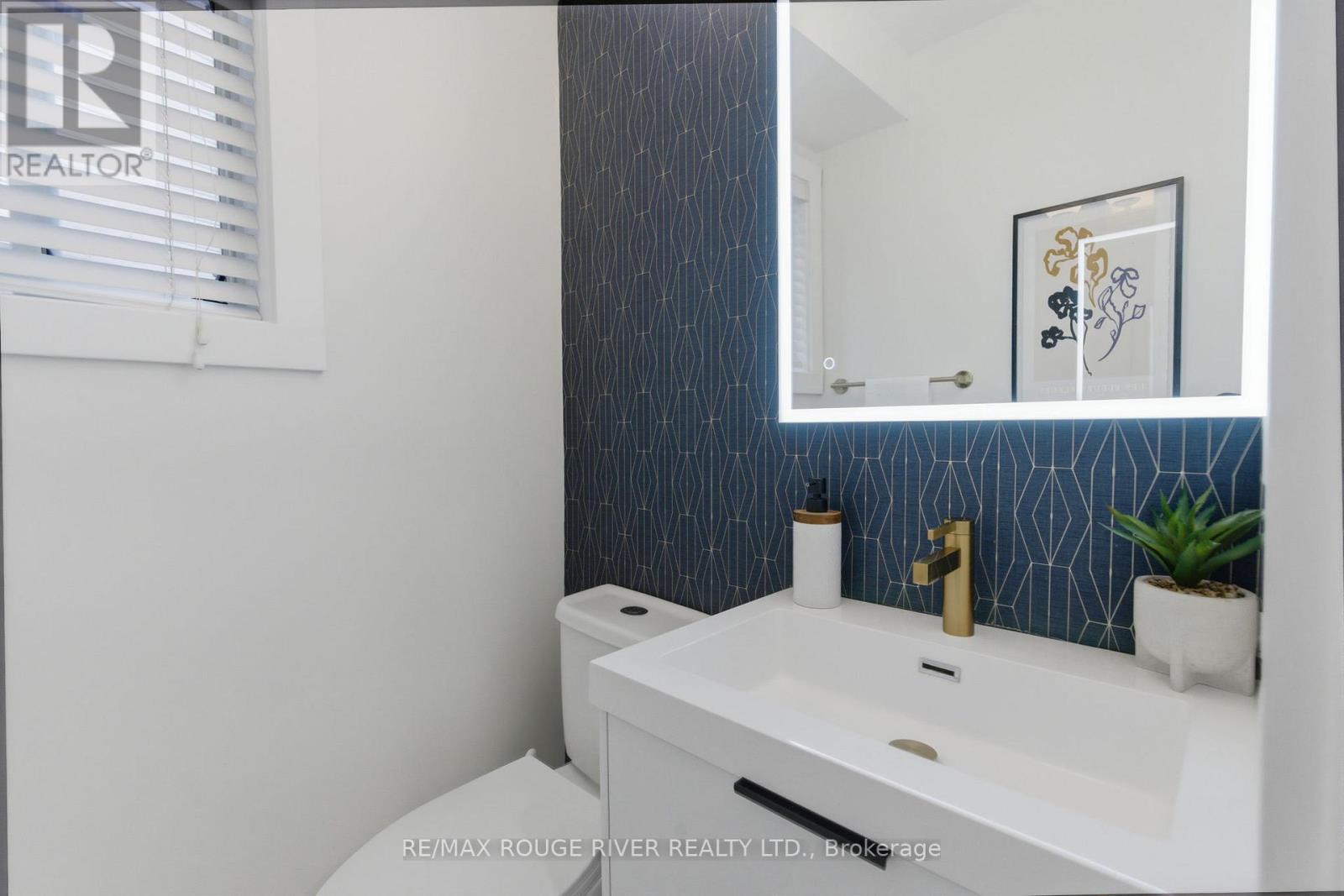 15 Virginia Drive, Whitby, Ontario  L1R 2Y1 - Photo 21 - E13098888