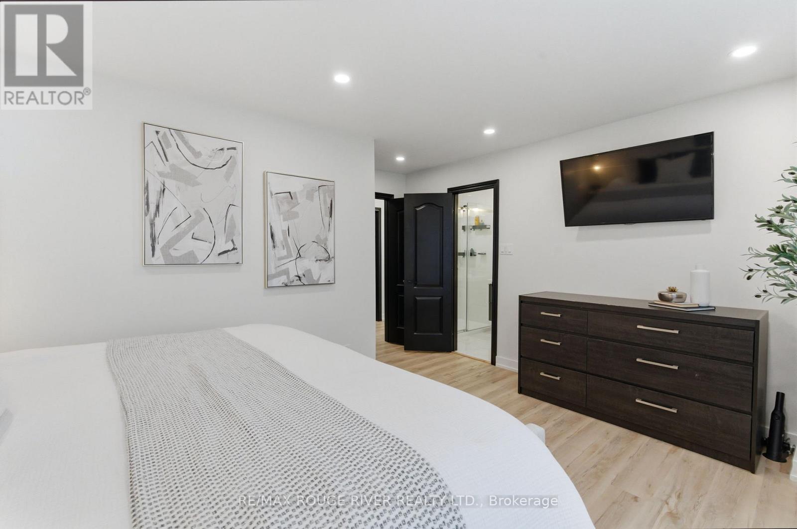 15 Virginia Drive, Whitby, Ontario  L1R 2Y1 - Photo 26 - E13098888