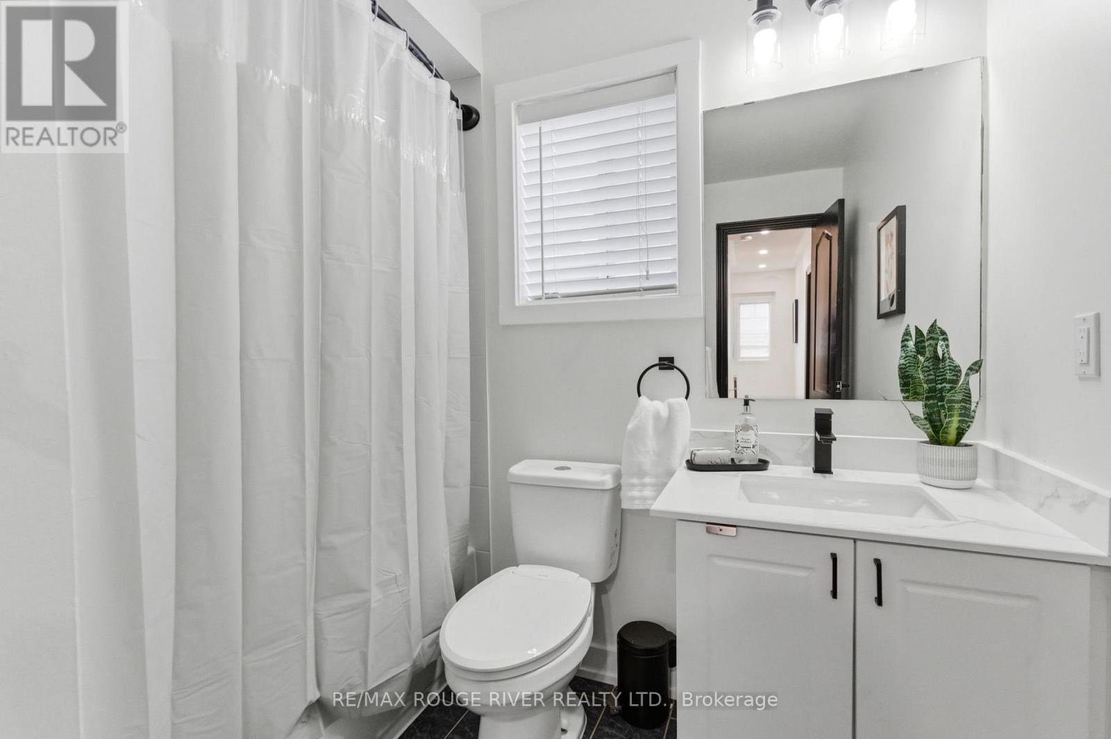 15 Virginia Drive, Whitby, Ontario  L1R 2Y1 - Photo 35 - E13098888