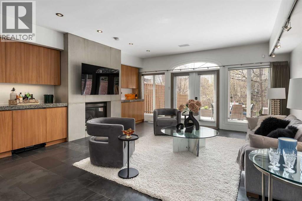 2409 Erlton Street SW, Calgary, Alberta  T2S 2V9 - Photo 10 - A2286388