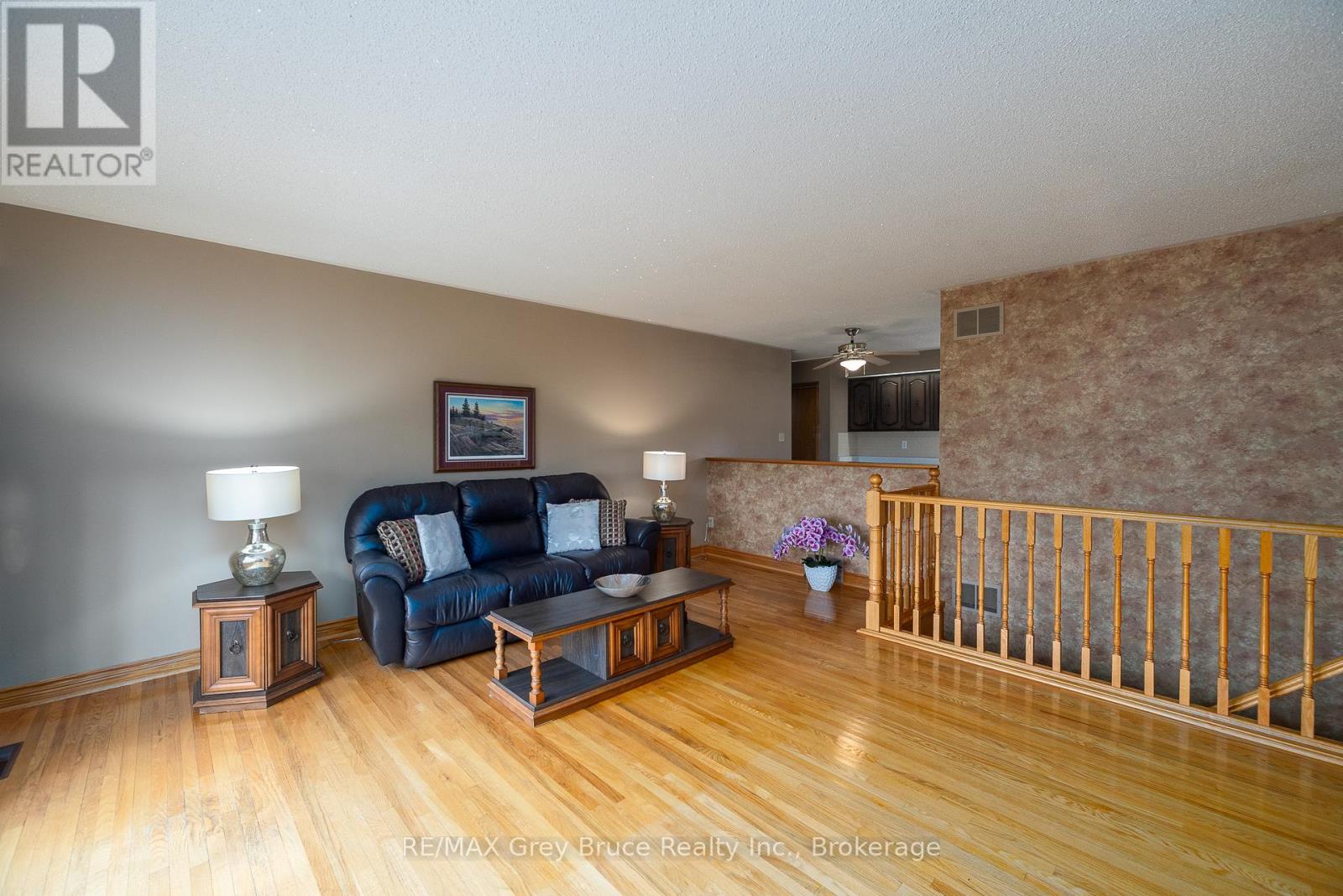217438 Concession 3 Road, Georgian Bluffs, Ontario  N4K 5N6 - Photo 8 - X13098938