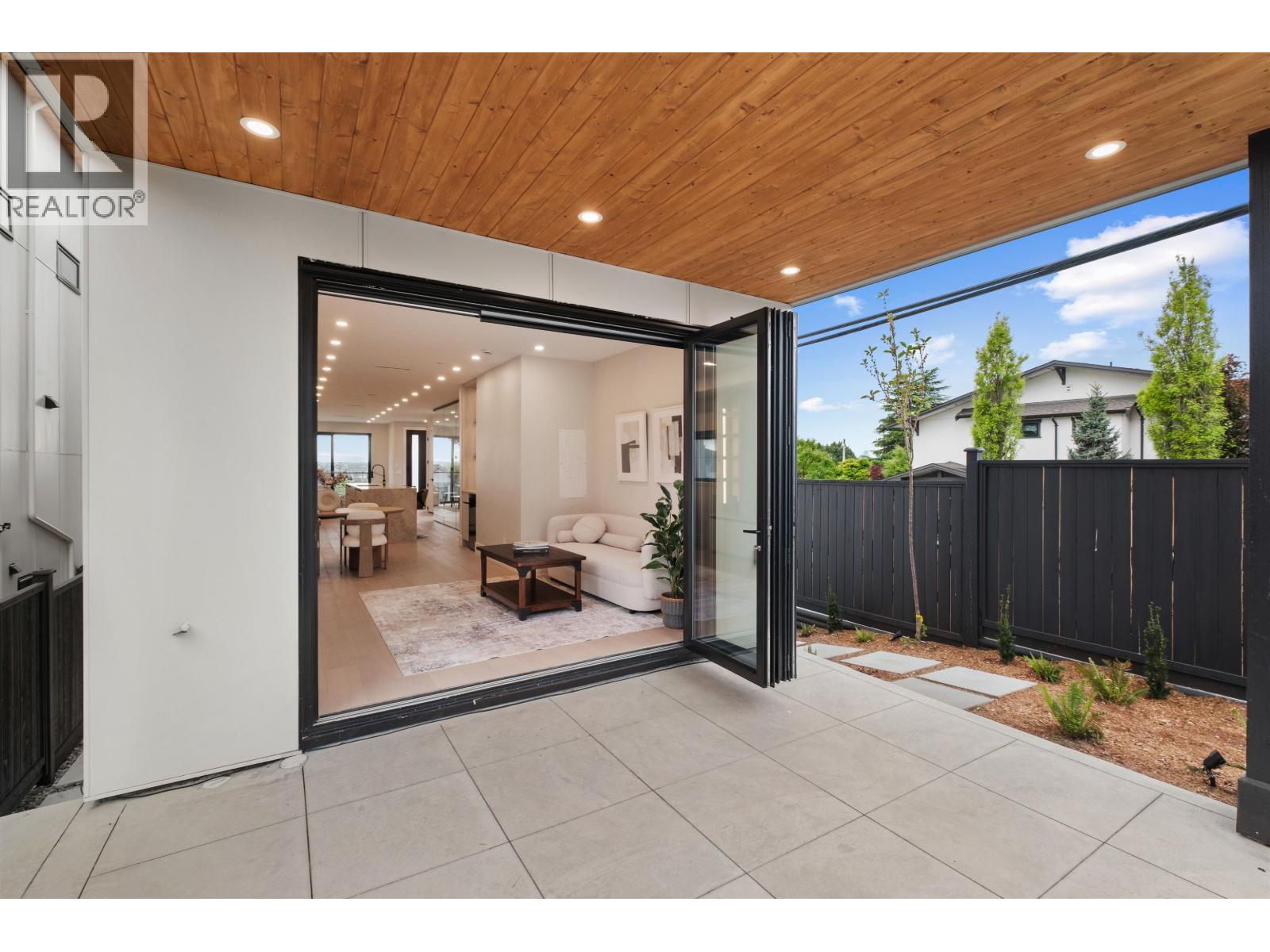 502 E 5th Street, North Vancouver, British Columbia  V7L 1M4 - Photo 16 - R3120962