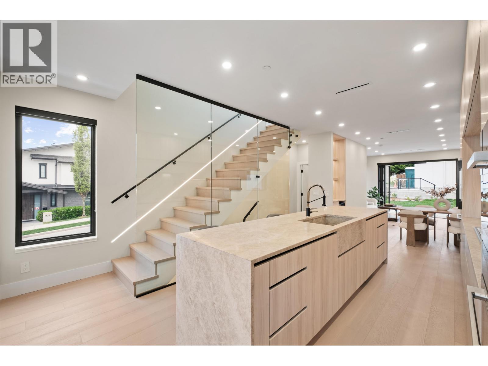 502 E 5th Street, North Vancouver, British Columbia  V7L 1M4 - Photo 19 - R3120962
