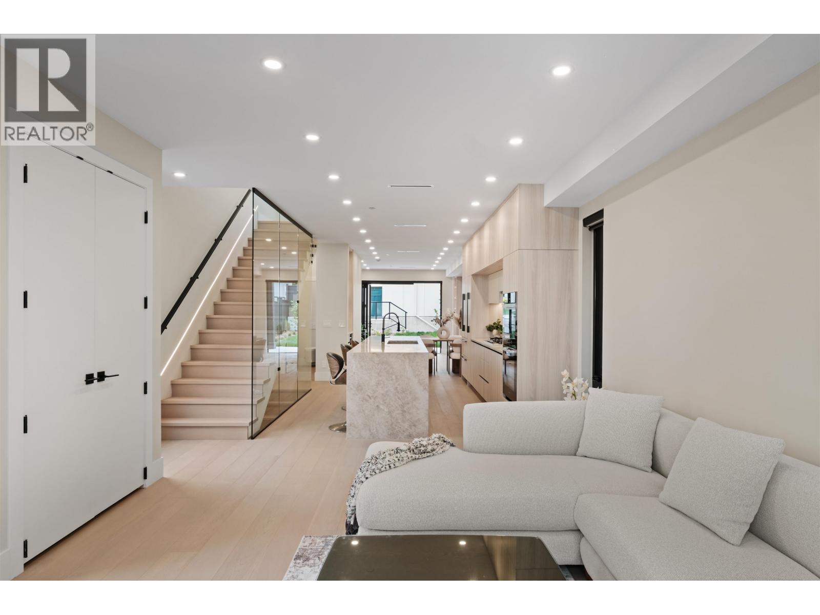 502 E 5th Street, North Vancouver, British Columbia  V7L 1M4 - Photo 20 - R3120962