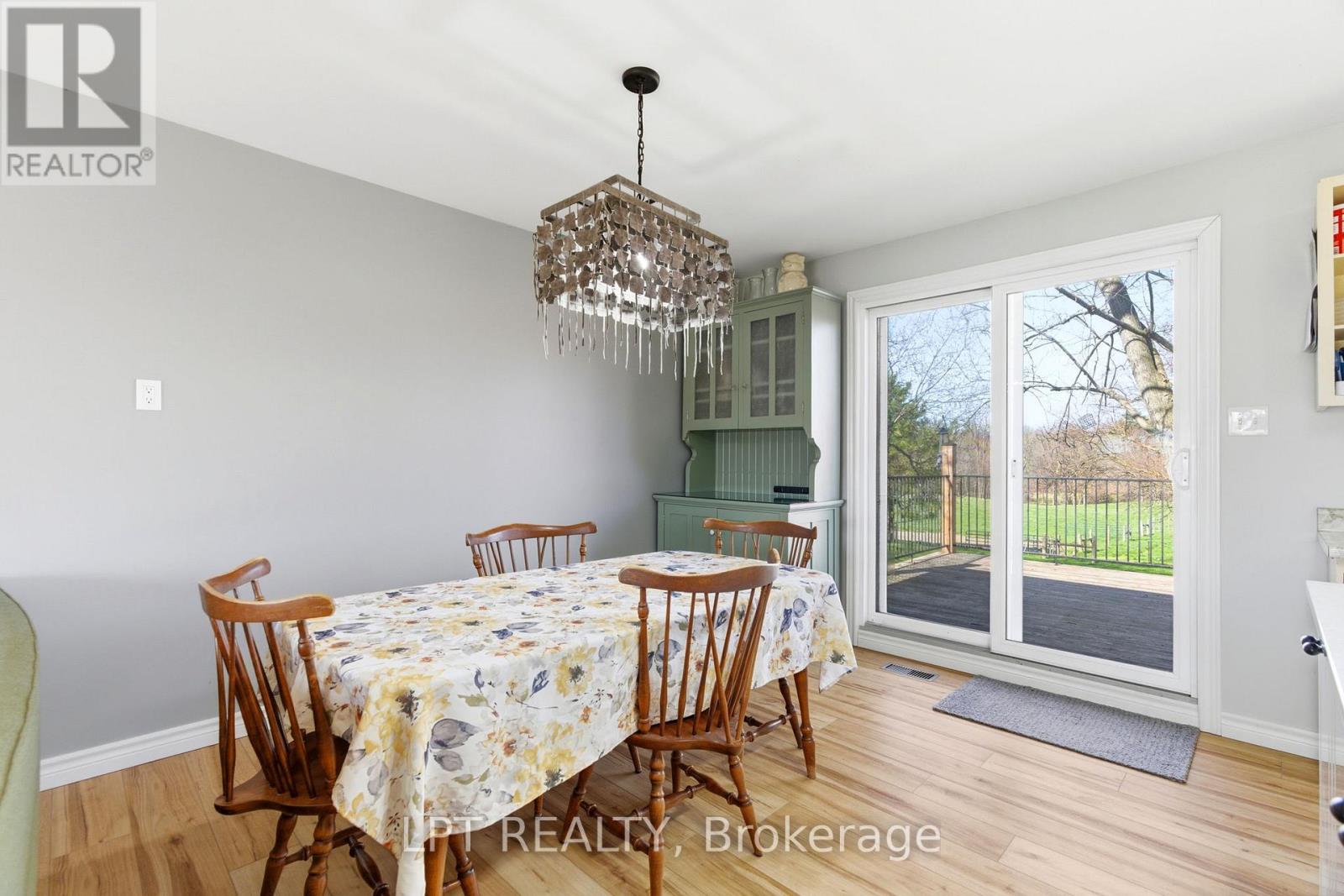 32299 Sylvan Road, North Middlesex, Ontario  N0M 2N0 - Photo 15 - X13098878