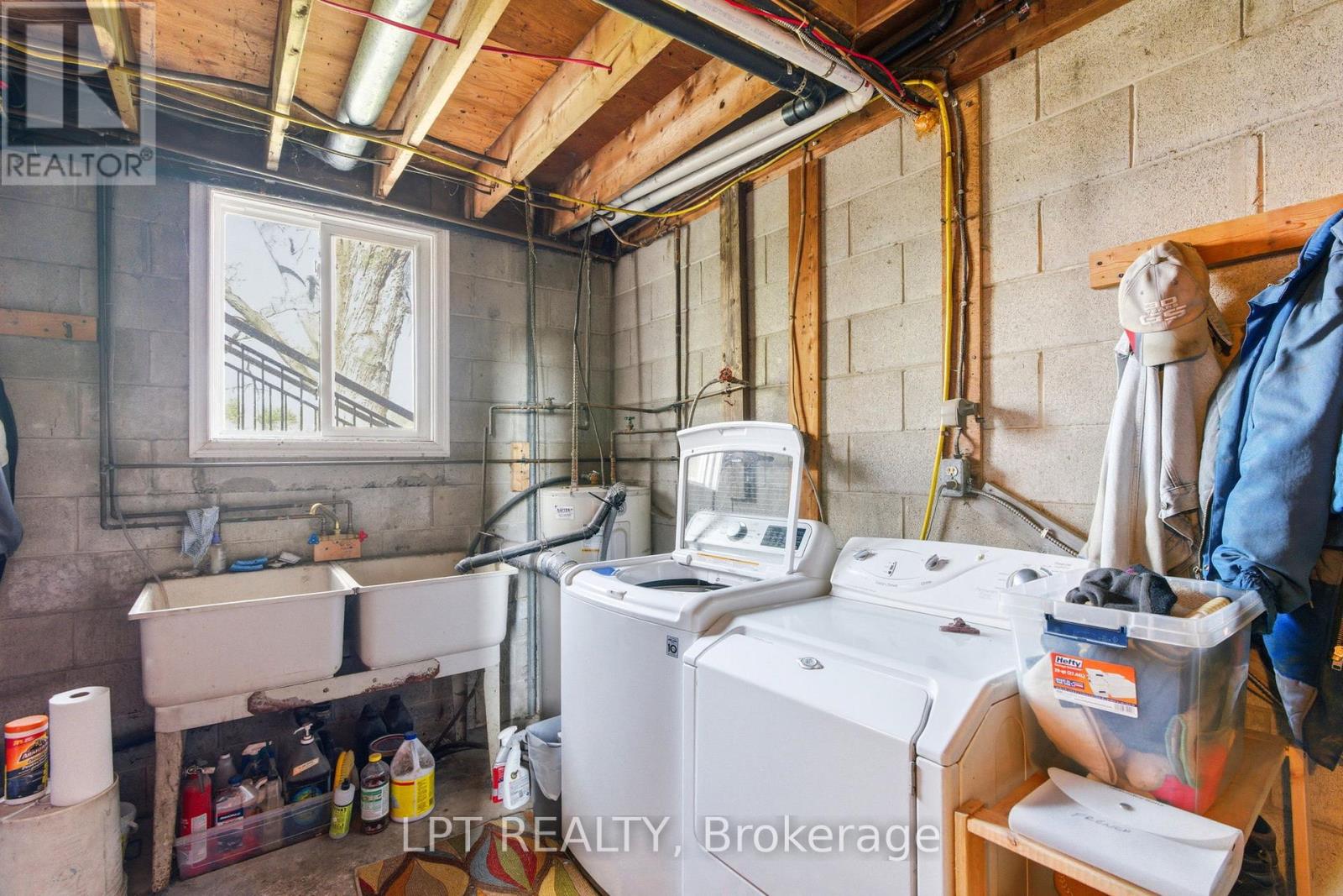 32299 Sylvan Road, North Middlesex, Ontario  N0M 2N0 - Photo 26 - X13098878