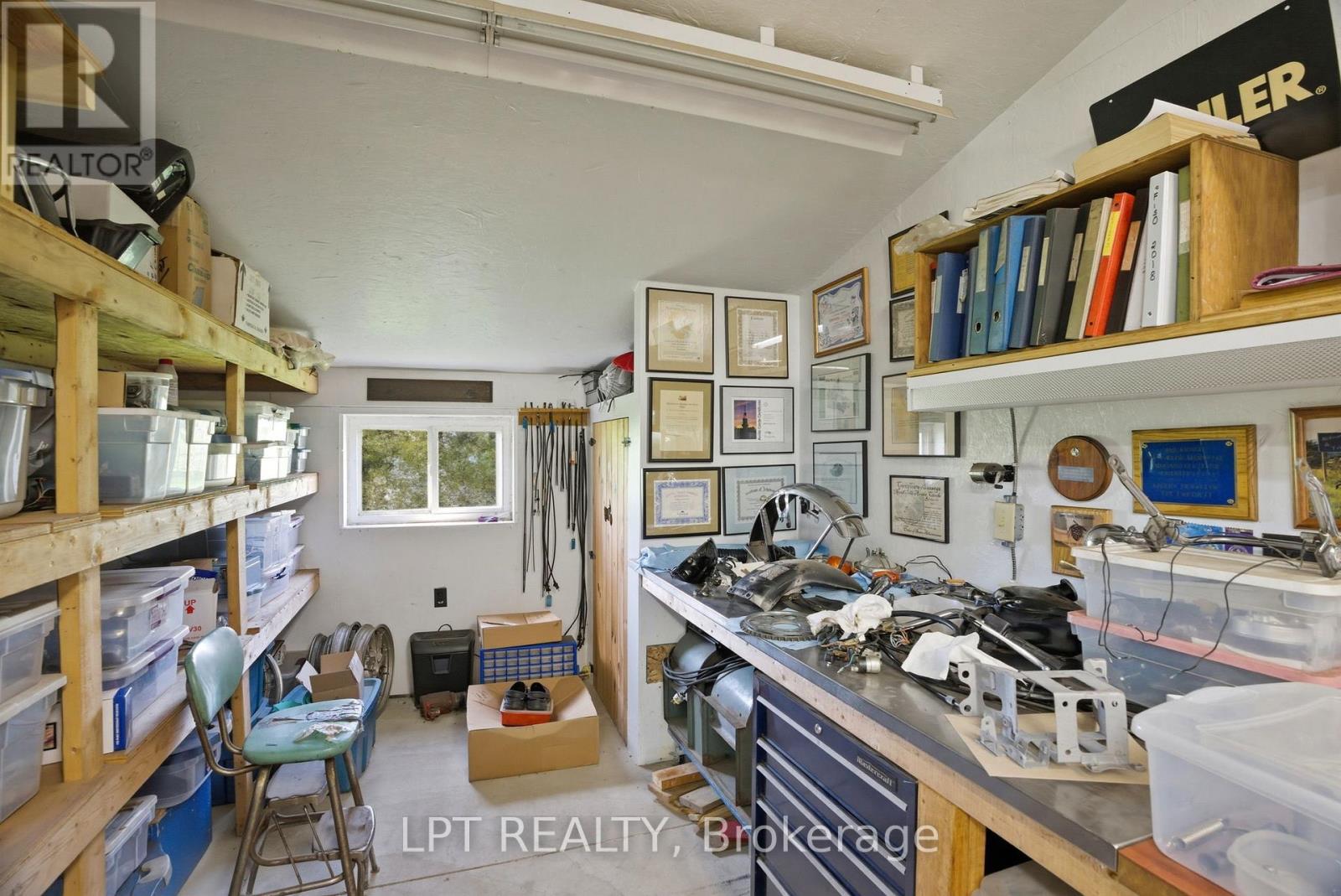 32299 Sylvan Road, North Middlesex, Ontario  N0M 2N0 - Photo 37 - X13098878