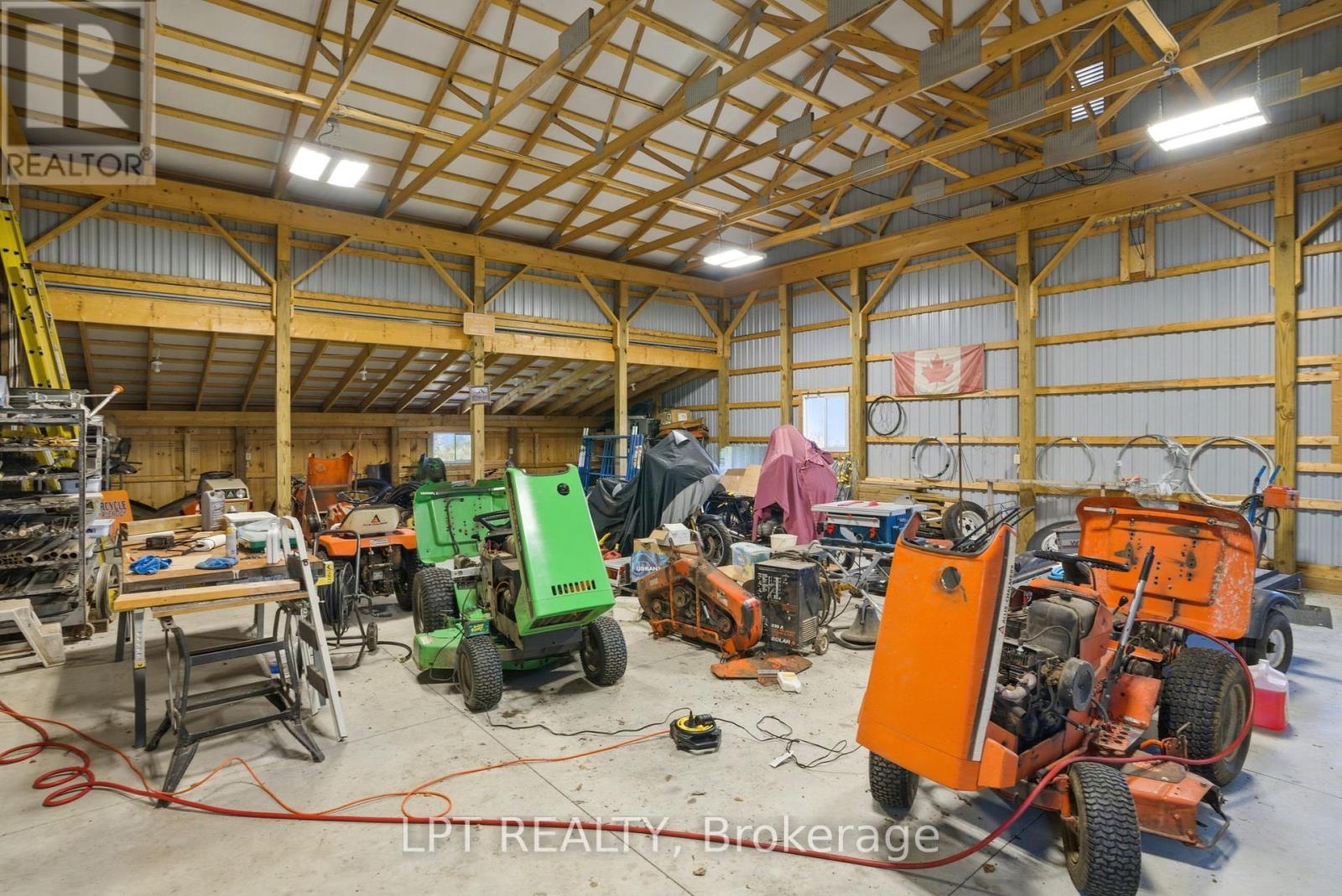 32299 Sylvan Road, North Middlesex, Ontario  N0M 2N0 - Photo 38 - X13098878