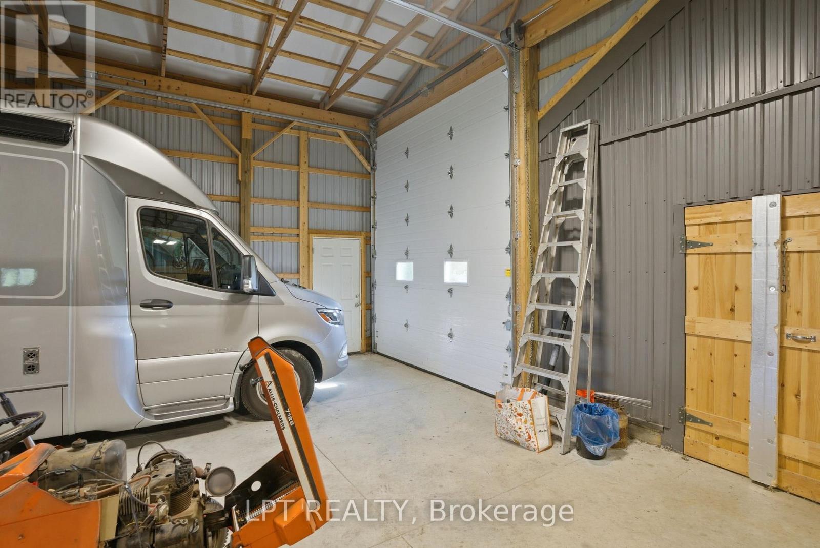 32299 Sylvan Road, North Middlesex, Ontario  N0M 2N0 - Photo 39 - X13098878