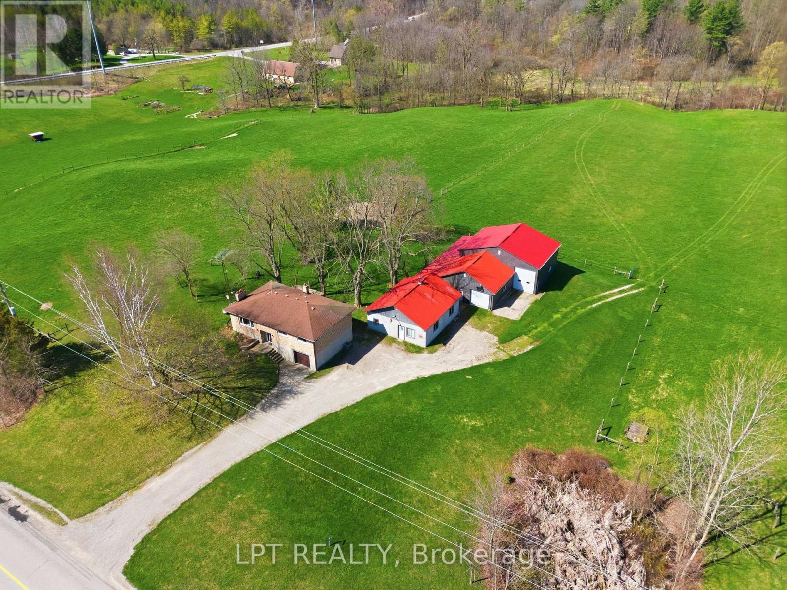32299 Sylvan Road, North Middlesex, Ontario  N0M 2N0 - Photo 4 - X13098878