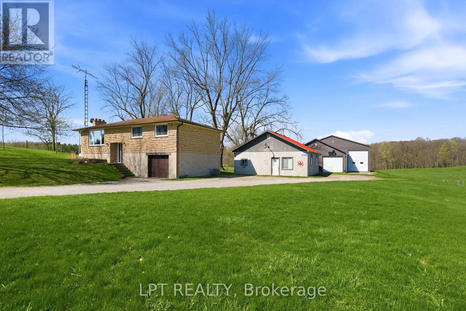 32299 Sylvan Road, North Middlesex, Ontario  N0M 2N0 - Photo 48 - X13098878