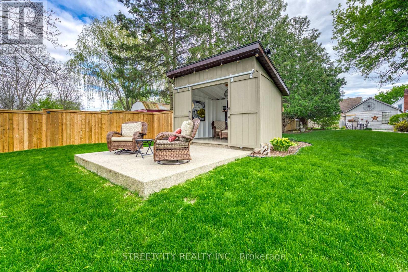 4332 Petrolia Line, Enniskillen, Ontario  N0N 1R0 - Photo 13 - X13098940
